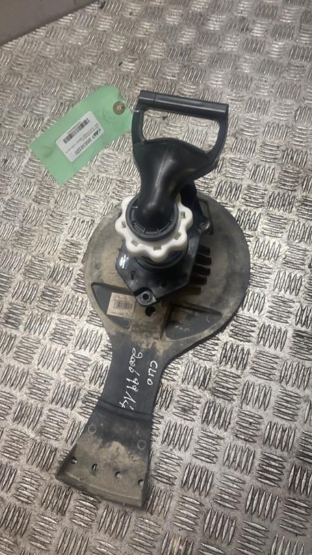 Treuil de roue de secours RENAULT CLIO 3 PHASE 1 BREAK Diesel - 1