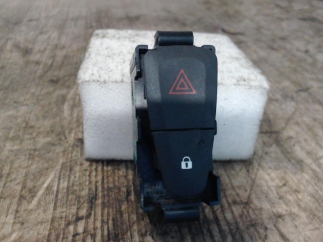 Bouton de warning DACIA LODGY PHASE 1 Diesel - 1
