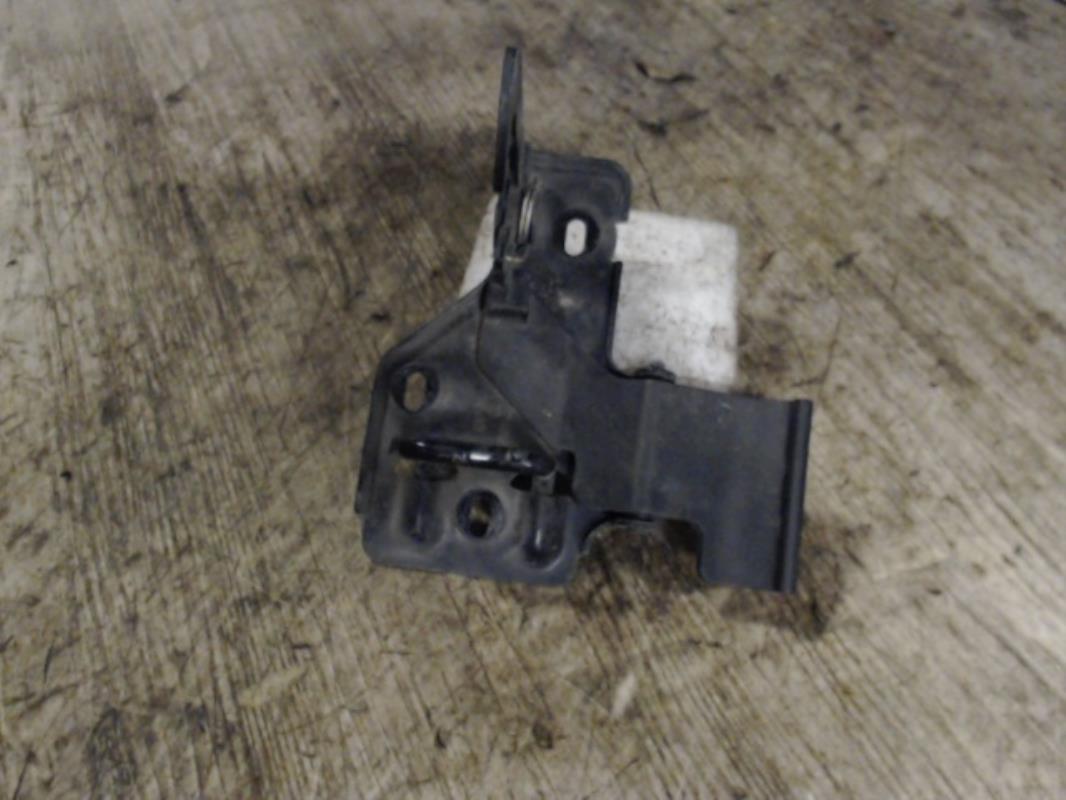 Fermeture de capot VOLKSWAGEN POLO 4 PHASE 1 Diesel - 1