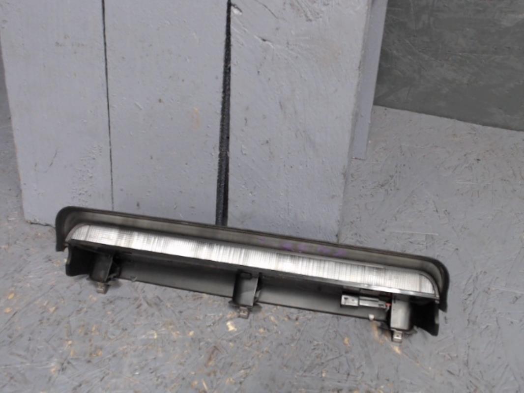 Feu arriere stop central OPEL CORSA C PHASE 2 Diesel - 1