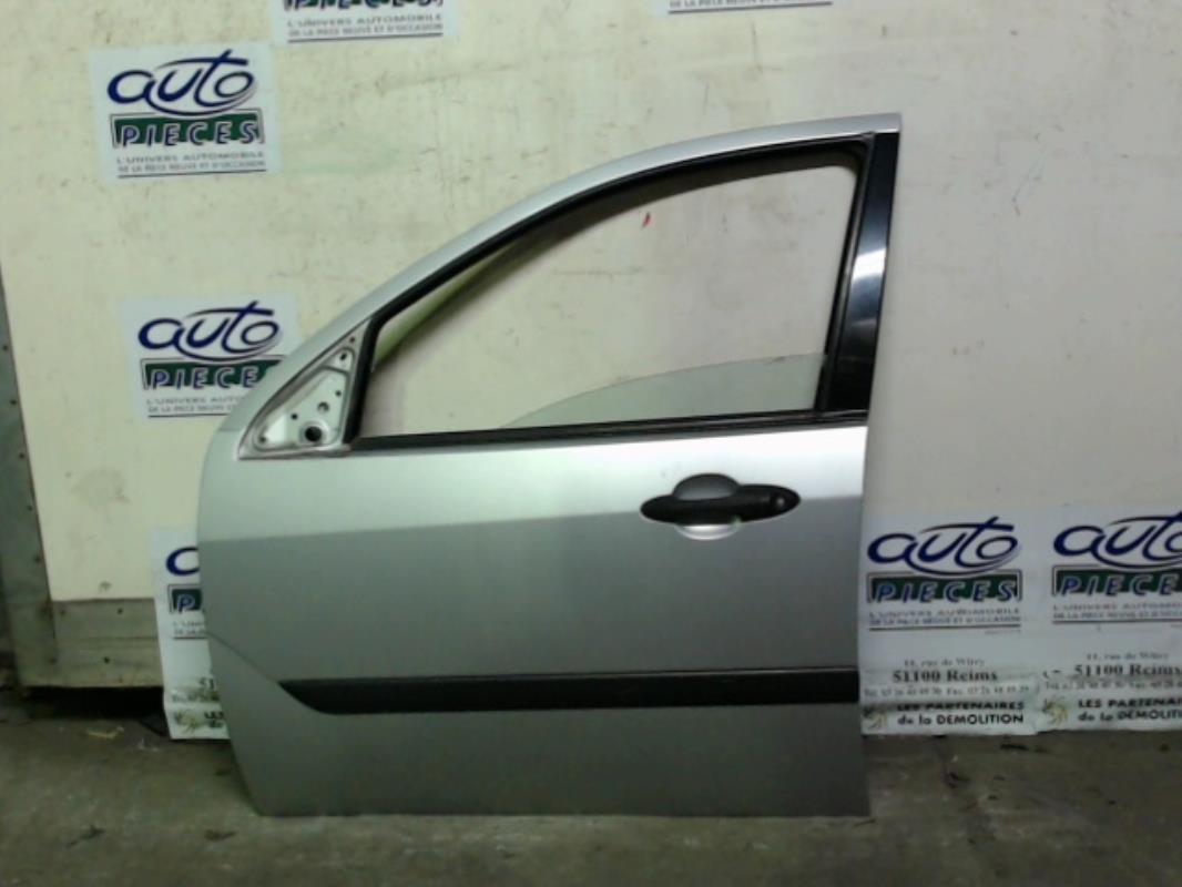 Porte avant gauche FORD FOCUS 1 BREAK Diesel - 1