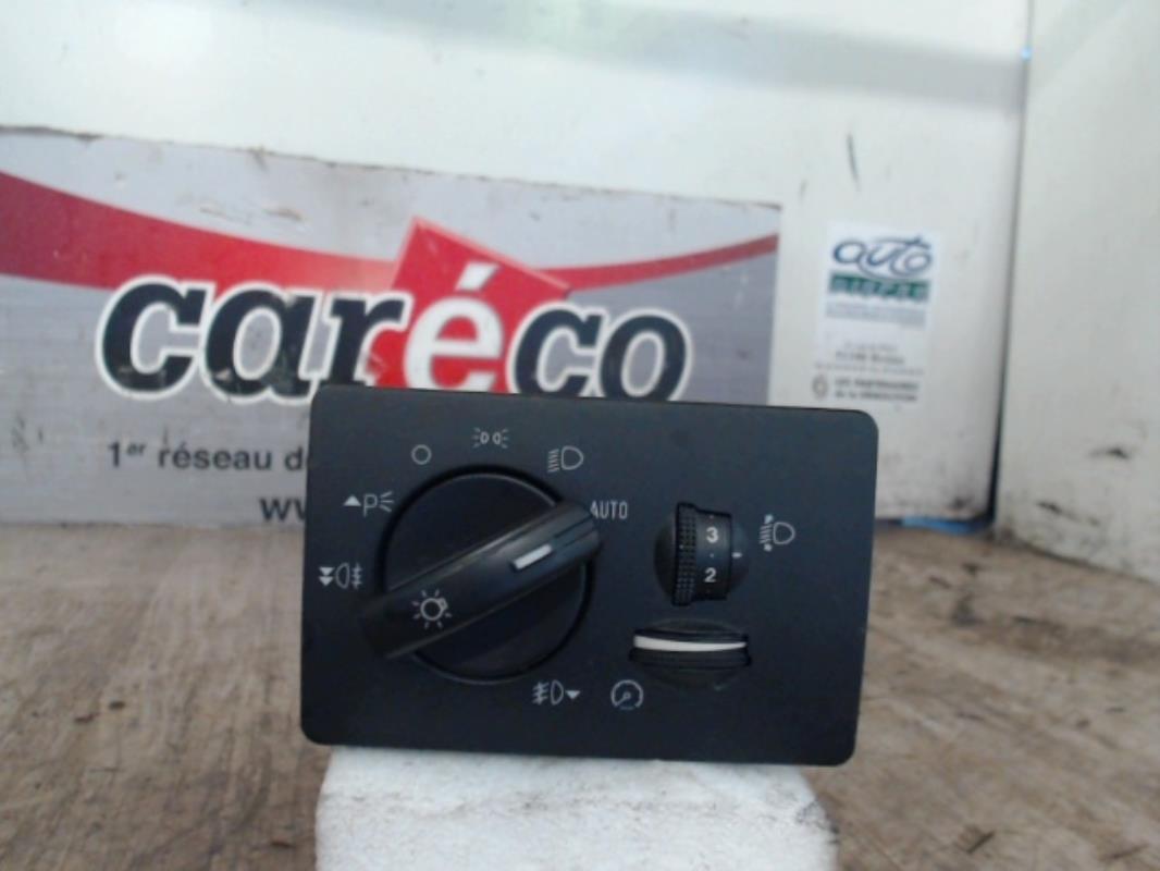 Commande de phare FORD FOCUS 2 PHASE 1 Diesel - 1
