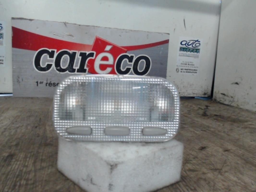 Eclairage de plafonnier PEUGEOT 1007 Diesel - 1