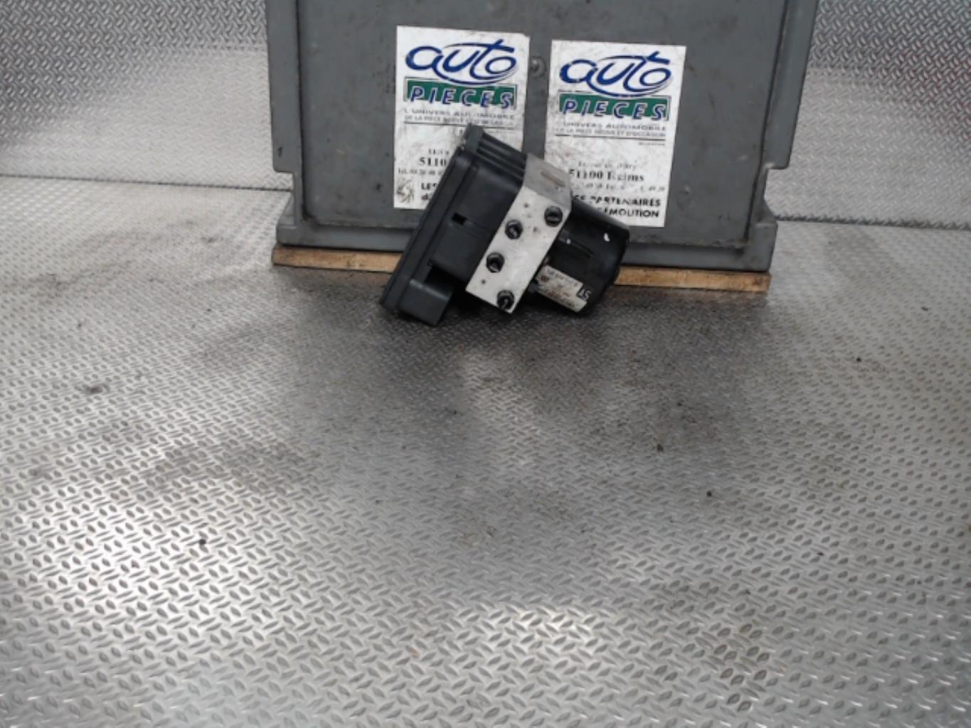 Bloc ABS (freins anti-blocage) SEAT LEON 1 Diesel - 1