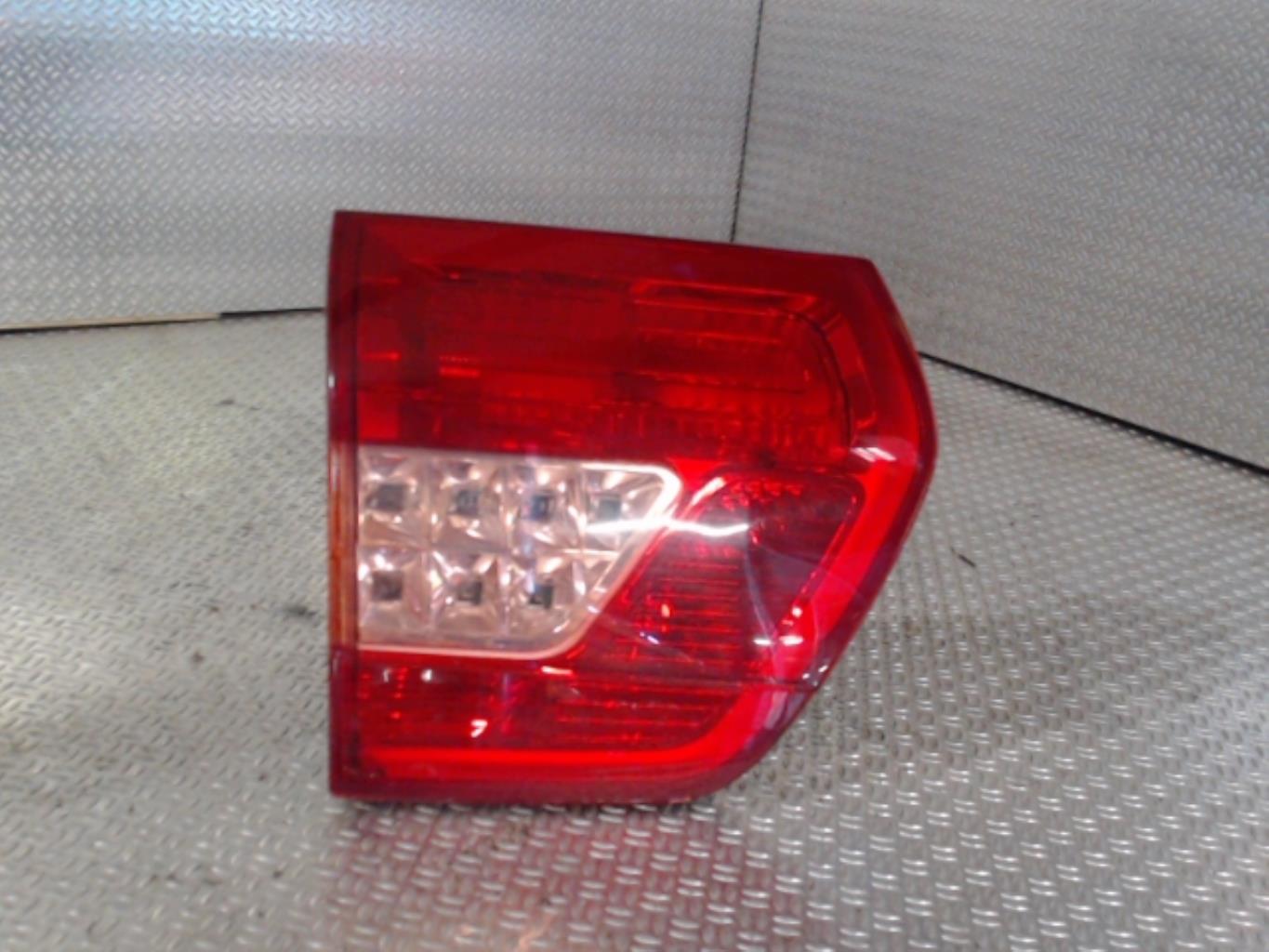 Feu arriere secondaire gauche (feux) CITROEN C5 2 BREAK Diesel - 1