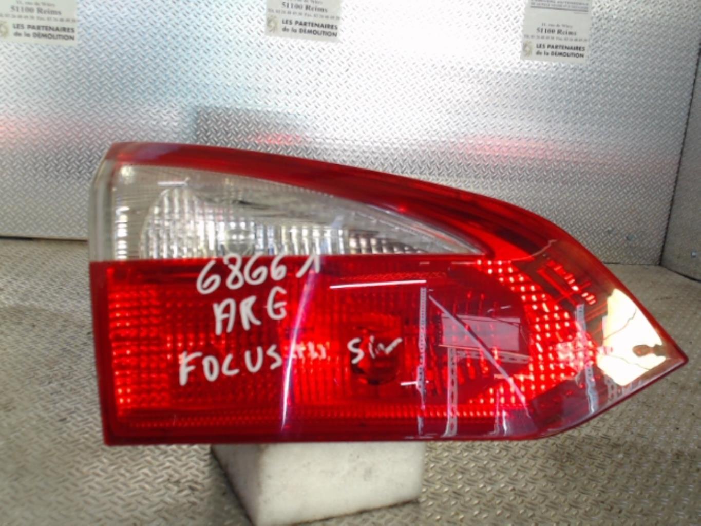 Feu arriere secondaire gauche (feux) FORD FOCUS 3 PHASE 1 BREAK Diesel - 1