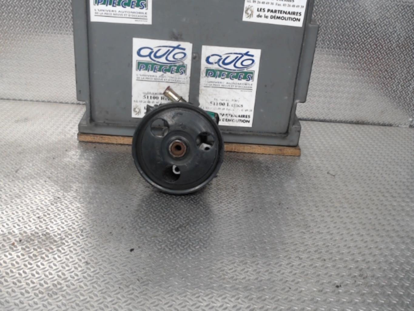 Pompe de direction RENAULT LAGUNA 2 PHASE 1 Essence - 1