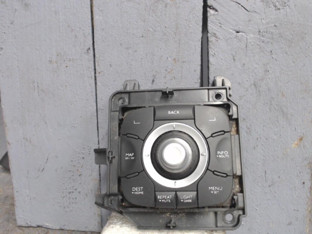 Commande GPS RENAULT MEGANE 3 PHASE 1 Diesel - 1