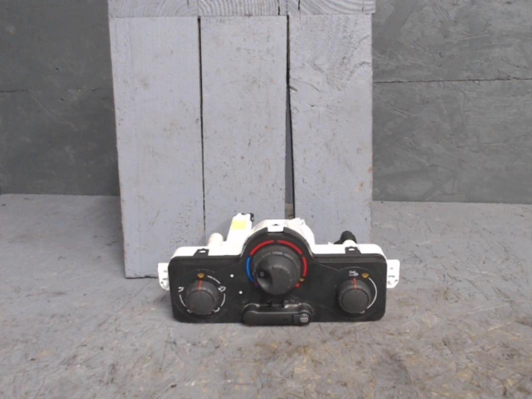 Commande chauffage RENAULT CLIO 3 PHASE 2 Diesel - 1
