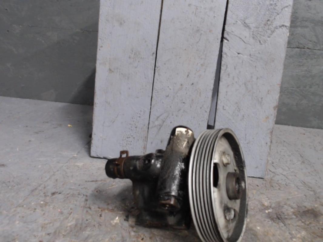 Pompe de direction RENAULT CLIO 2 PHASE 1 Essence - 1
