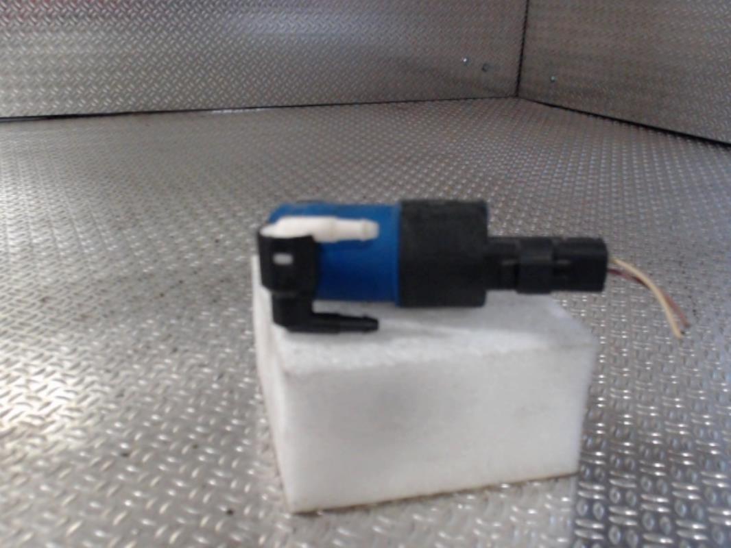 Pompe lave glace avant RENAULT CLIO 3 PHASE 1 Diesel - 1