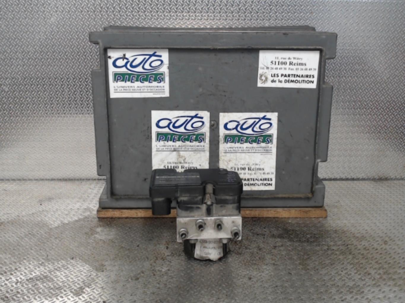Bloc ABS (freins anti-blocage) FORD C-MAX 1 PHASE 1 Diesel - 1