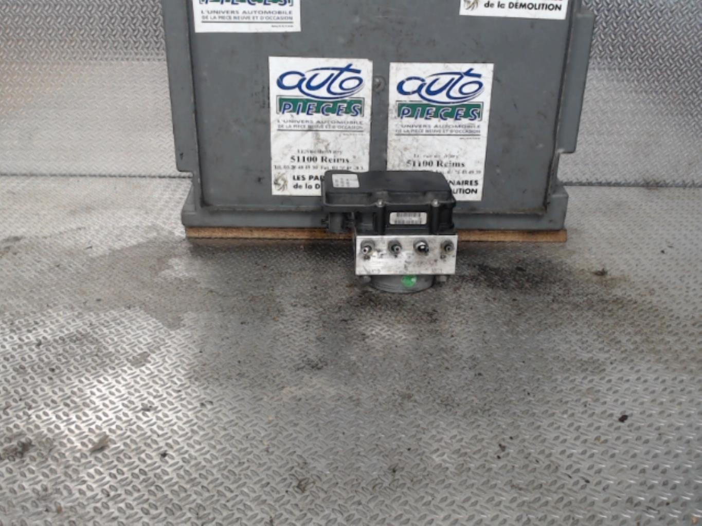 Bloc ABS (freins anti-blocage) RENAULT MODUS PHASE 1 Essence - 1