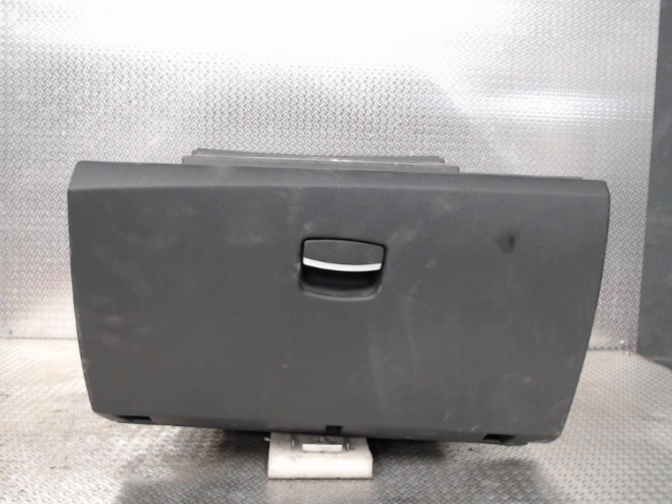 Boite a gants RENAULT LAGUNA 3 PHASE 2 BREAK Diesel - 1