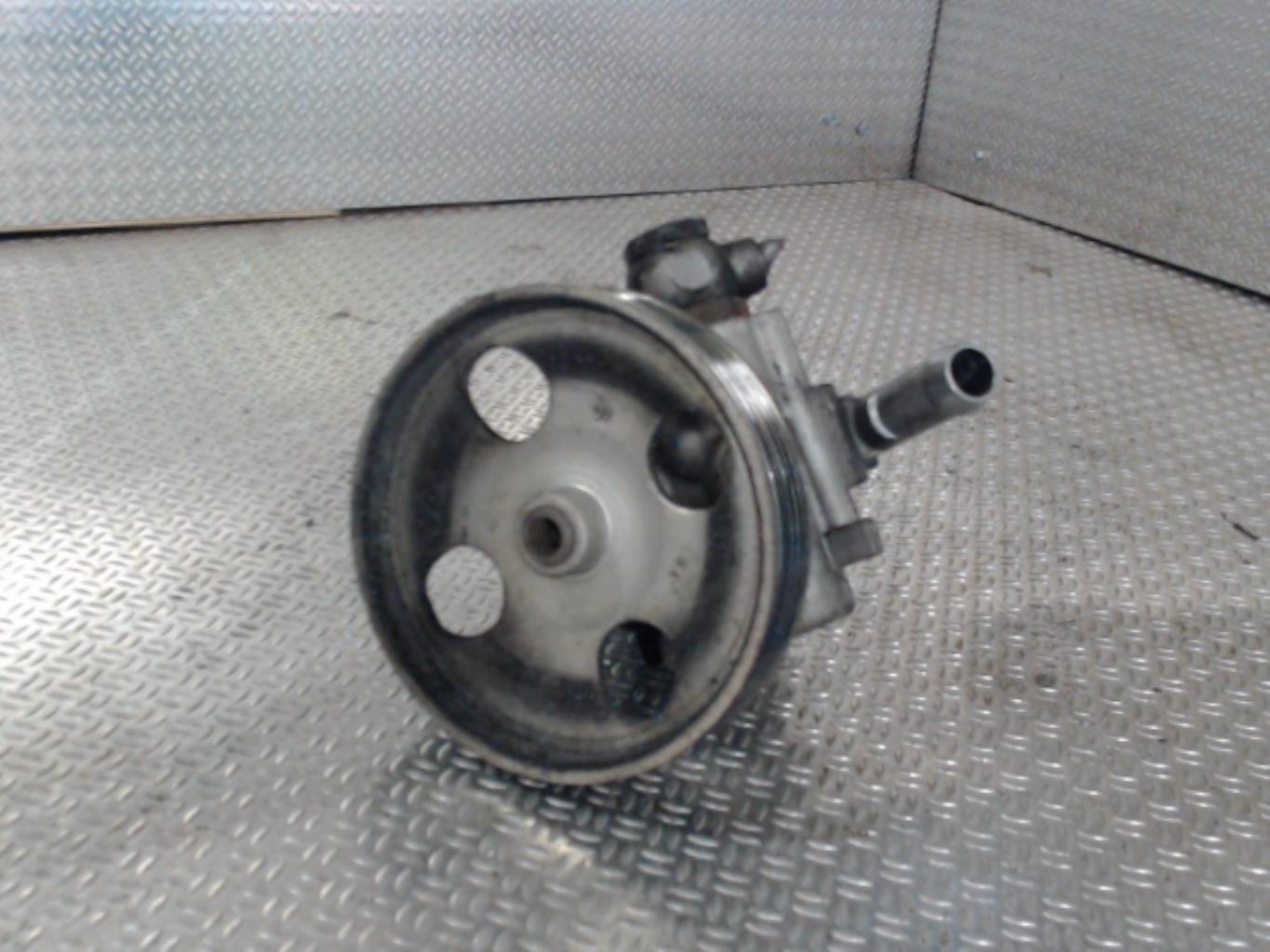 Pompe de direction PEUGEOT 407 PHASE 1 Diesel - 1