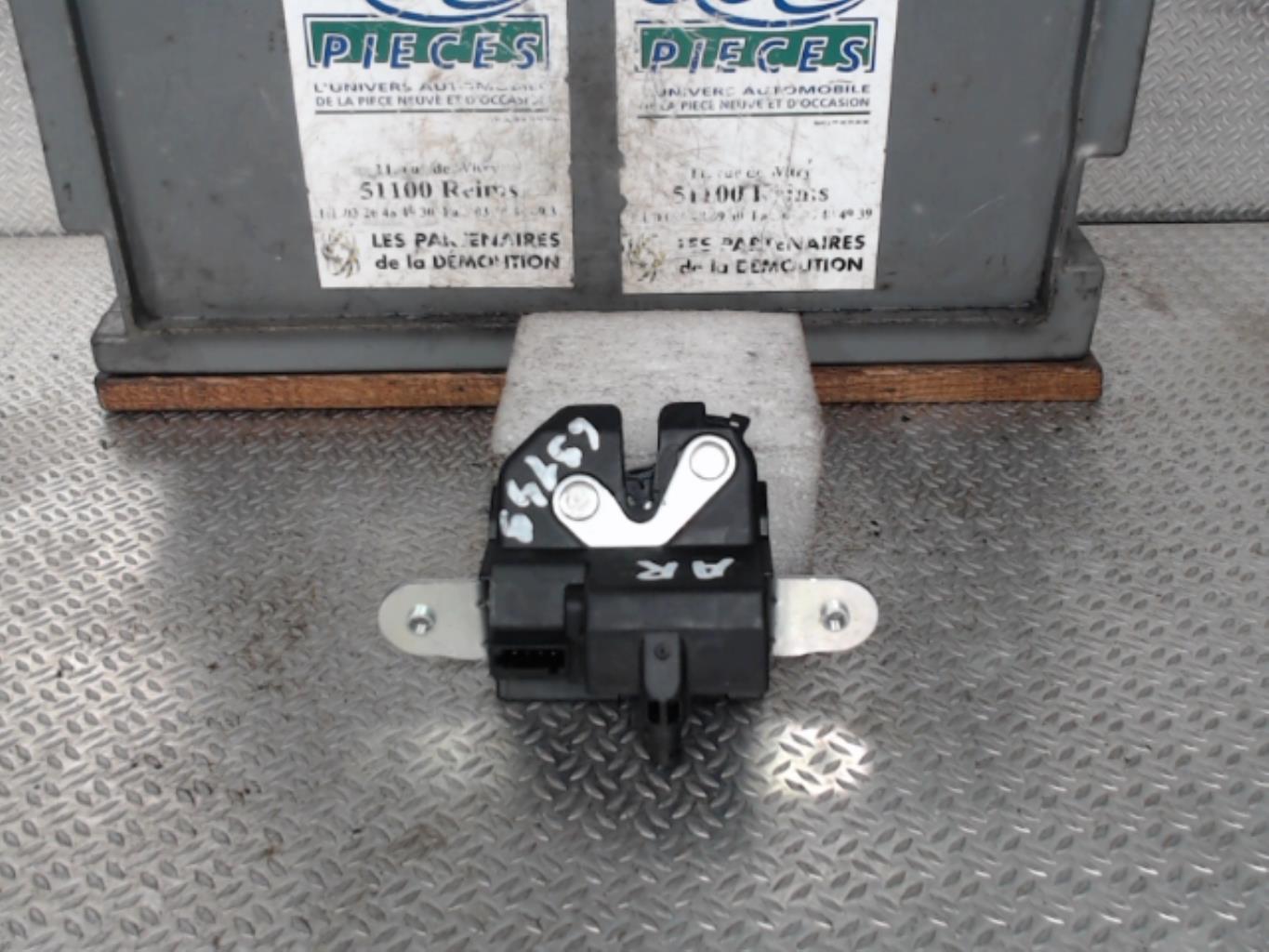 Fermeture centralisee coffre OPEL MERIVA B PHASE 1 Diesel - 1