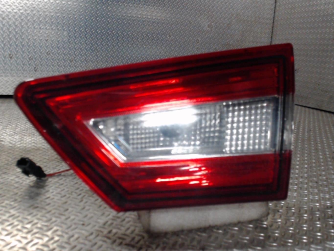 Feu arriere secondaire droit (feux) RENAULT CLIO 4 Diesel - 1