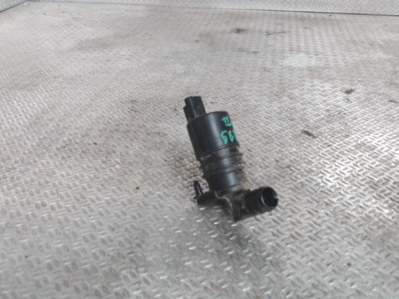 Pompe lave glace avant CITROEN C5 2 Diesel - 1
