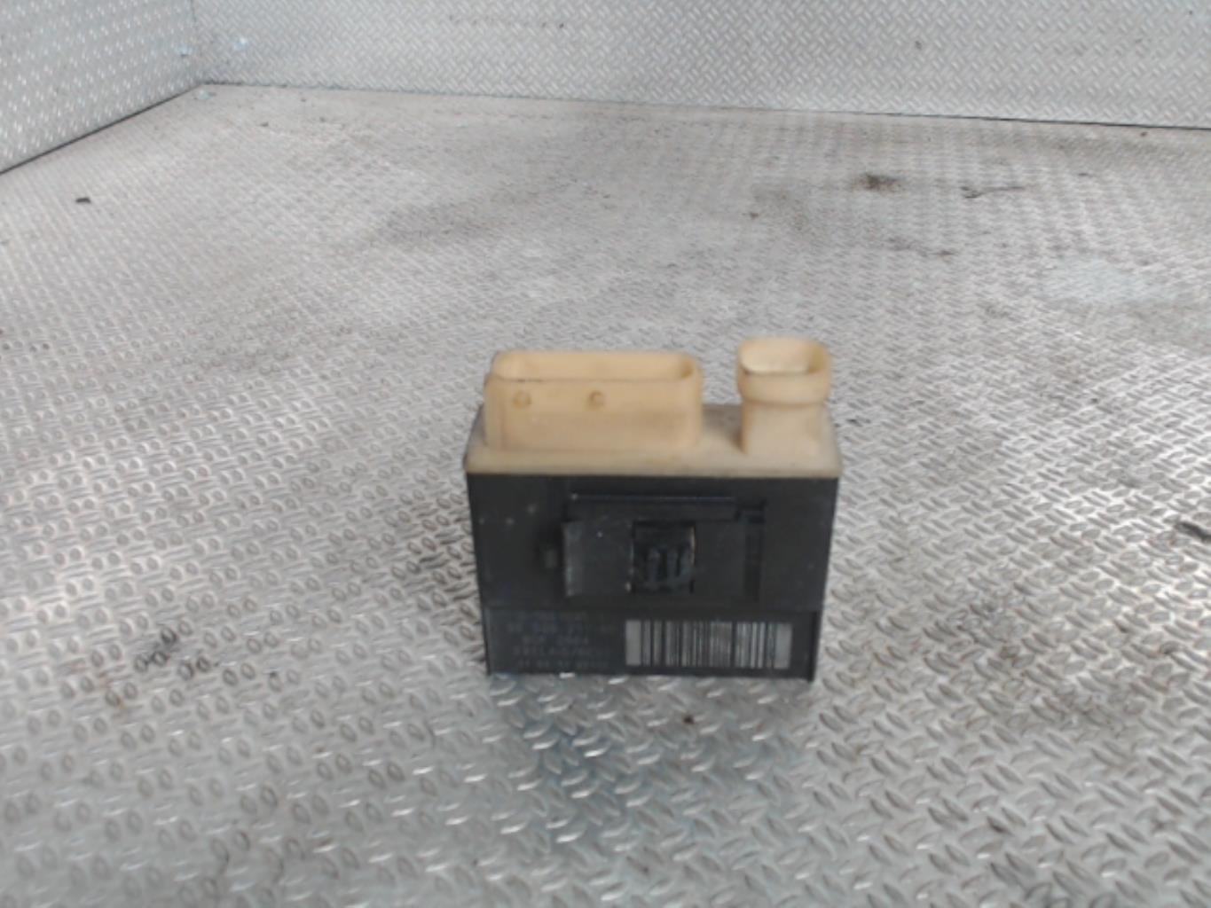 Relais de prechauffage CITROEN C5 2 Diesel - 1