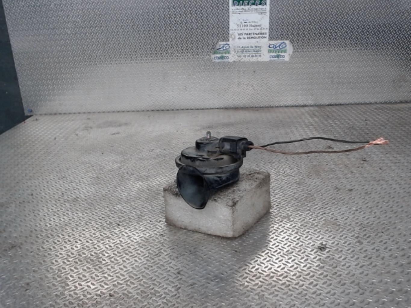 Avertisseur/Klaxon VOLKSWAGEN PASSAT 5 Diesel - 1