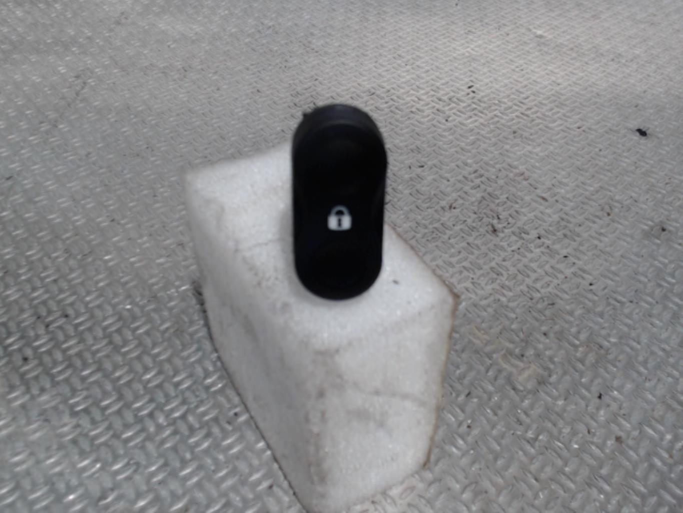 Bouton/Interrupteur DACIA LOGAN MCV 1 PHASE 2 BREAK  - 1