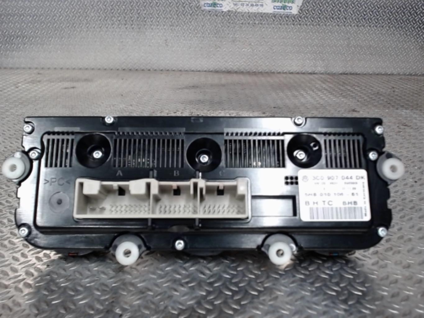 Commande chauffage VOLKSWAGEN PASSAT 5 Diesel - 1