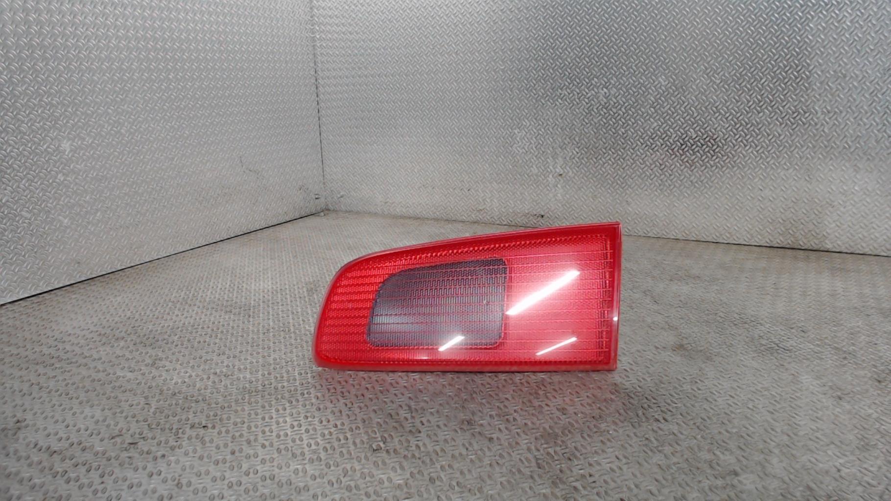 Feu arriere secondaire droit (feux) MAZDA 2 1 Essence - 1