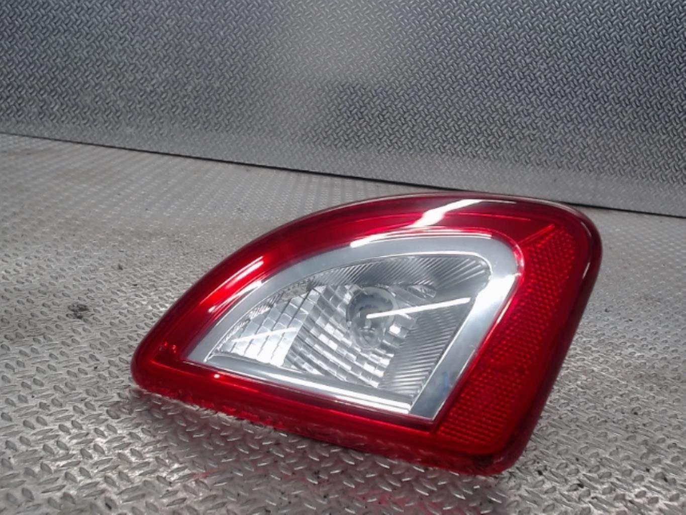 Feu arriere secondaire gauche (feux) RENAULT TWINGO 2 PHASE 2 Essence - 1