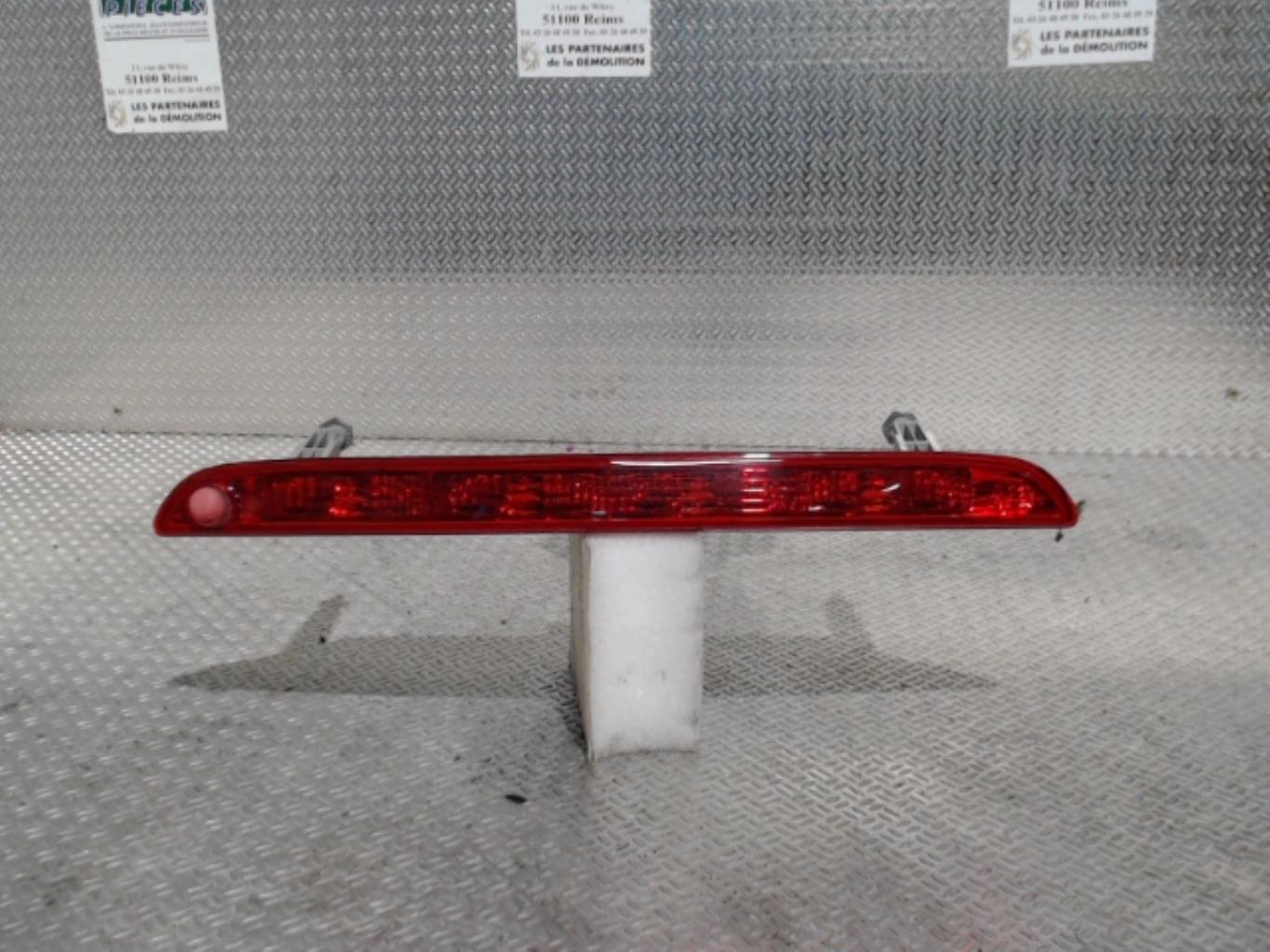 Feu arriere stop central OPEL AGILA B Diesel - 1