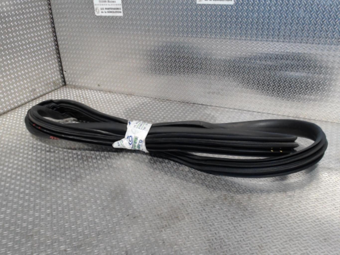 Joint de porte arriere gauche RENAULT CLIO 4 PHASE 1 Diesel - 1