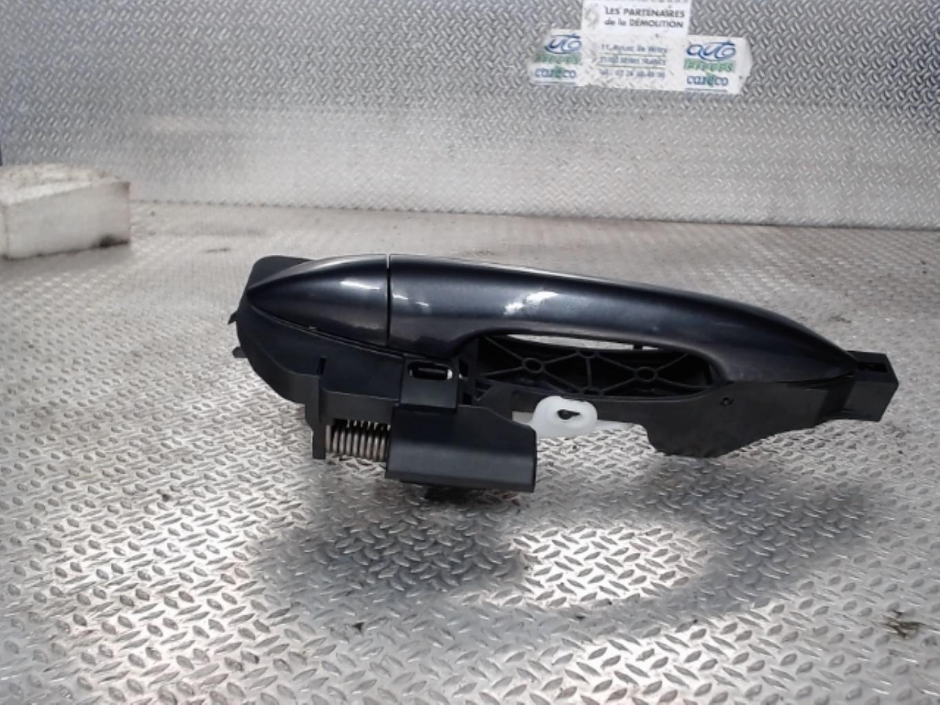 Poignee porte avant droit KIA CEE-D 2 PHASE 2 Diesel - 1