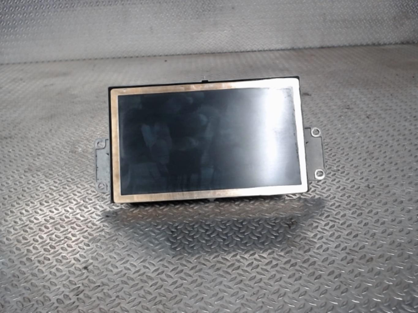 Ecran GPS PEUGEOT 407 PHASE 1 BREAK Diesel - 1