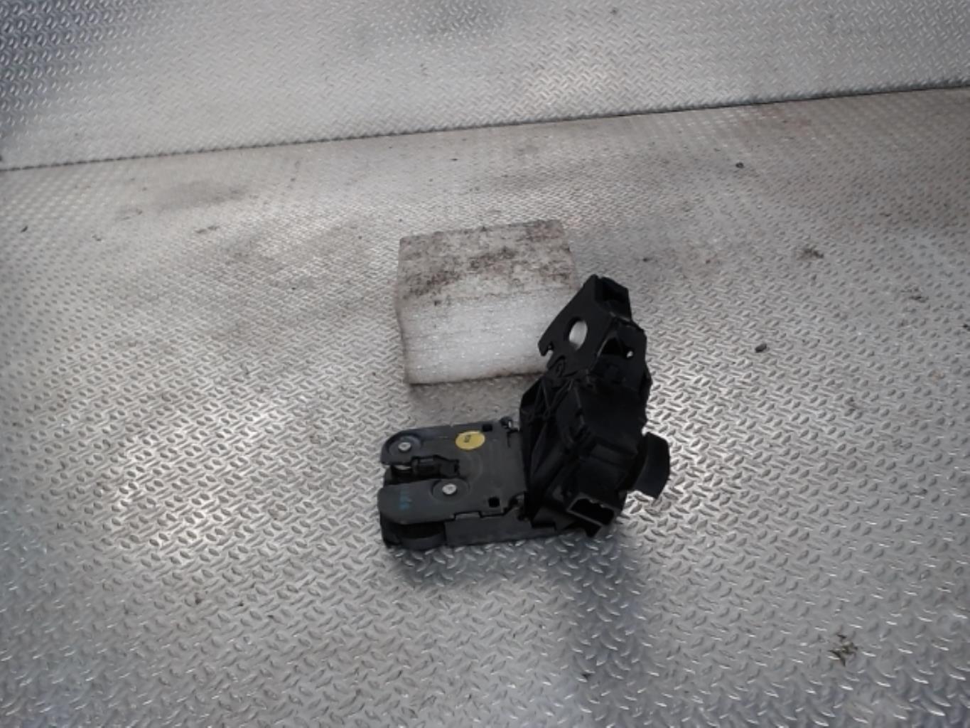 Fermeture centralisee coffre AUDI A3 2 SPORTBACK PHASE 1 Diesel - 1