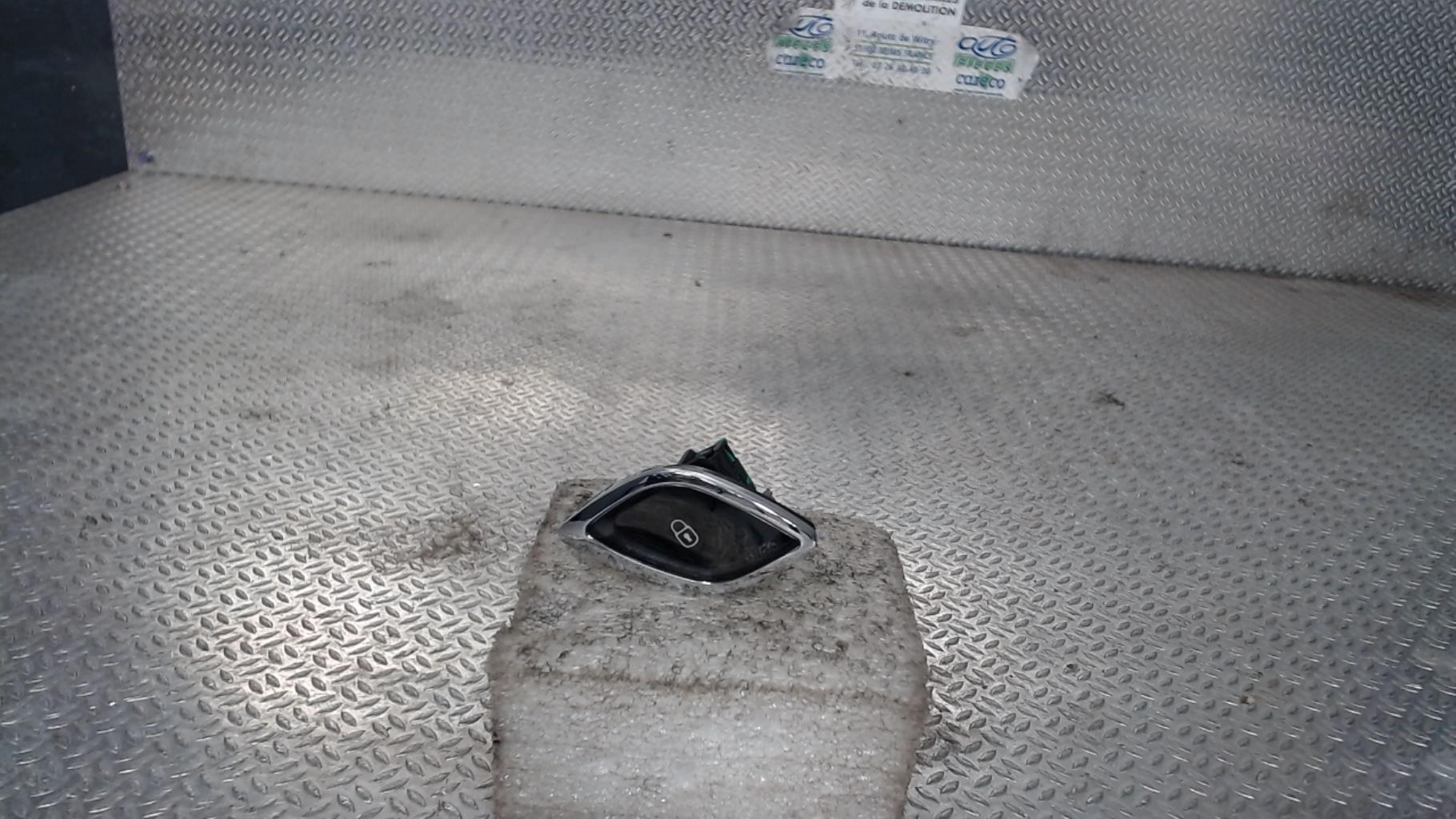 Bouton/Interrupteur CITROEN C3 2 PHASE 2 Diesel - 1