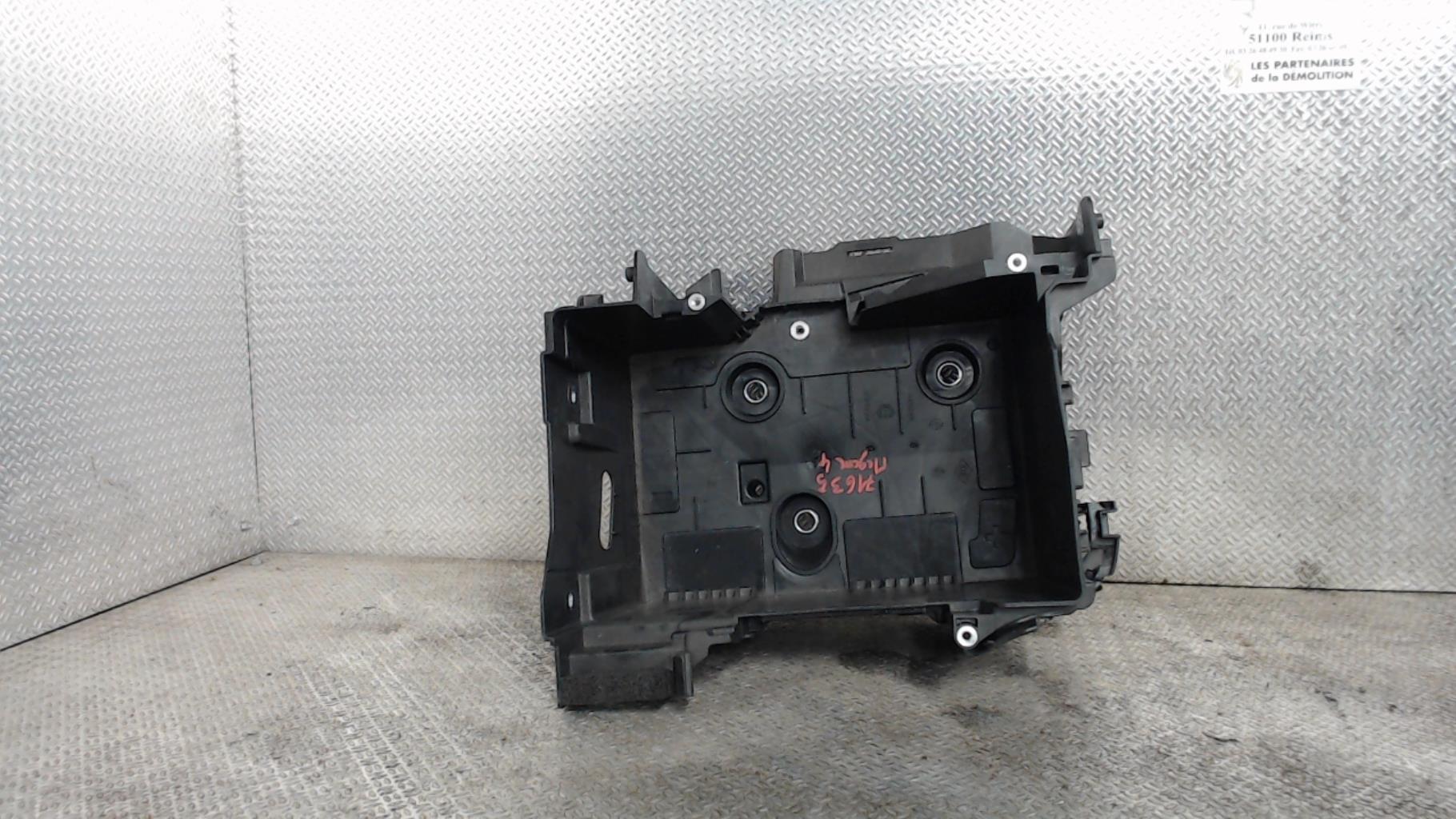 Coffre à batterie RENAULT MEGANE 4 PHASE 1 Essence - 1