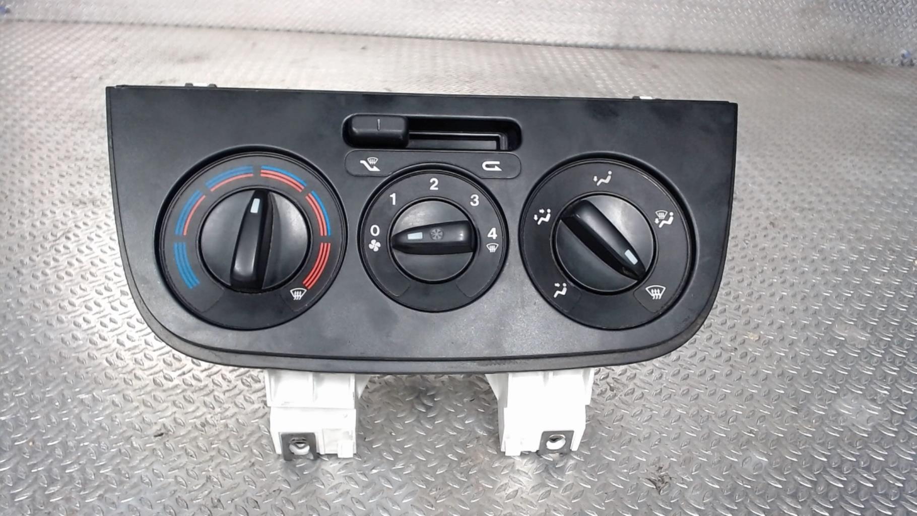 Commande chauffage CITROEN NEMO Diesel - 1