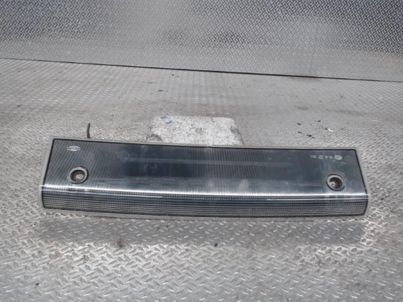 Feu arriere stop central FORD C-MAX 1 PHASE 2 Diesel - 1