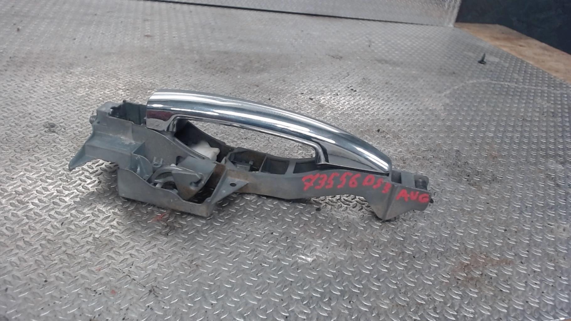 Poignee porte avant gauche CITROEN DS3 PHASE 1 Essence - 1