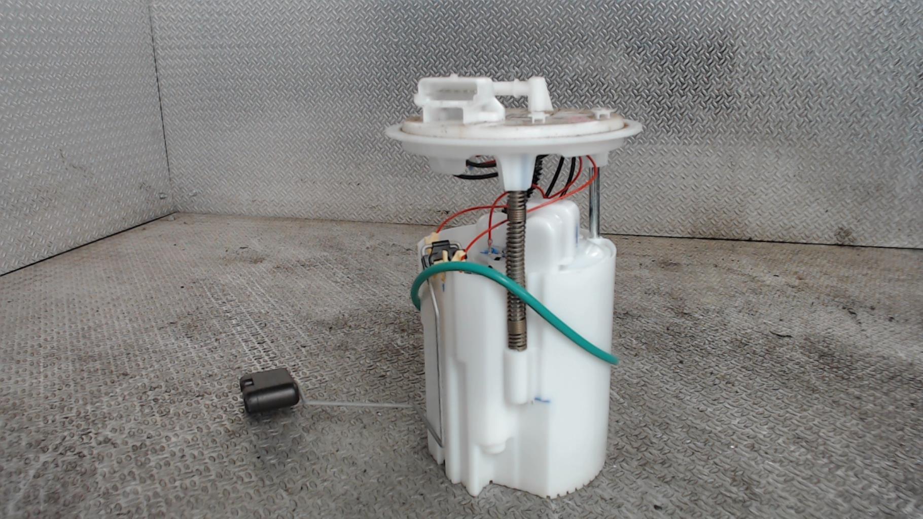 Pompe à carburant RENAULT MEGANE 4 PHASE 1 Essence - 1