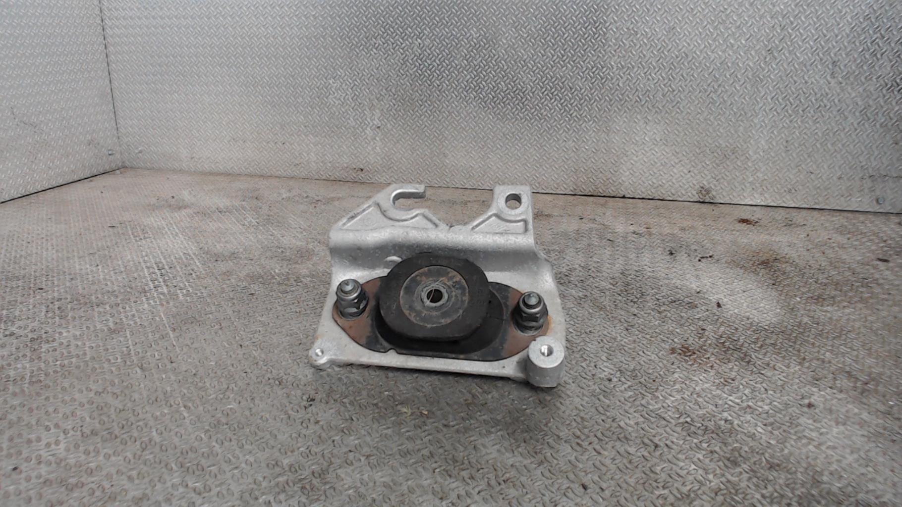 Support moteur gauche RENAULT CAPTUR 1 PHASE 1  - 1