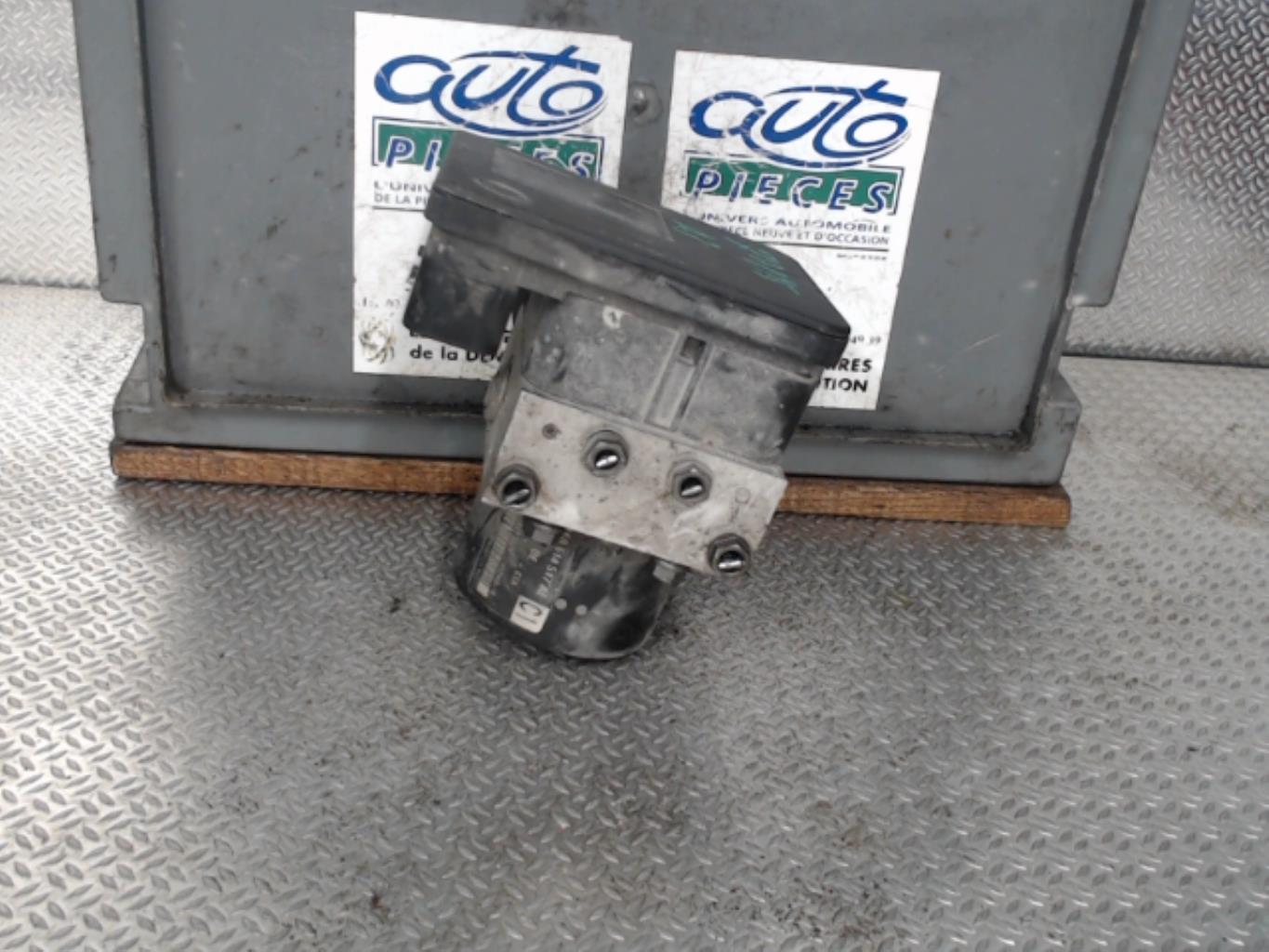 Bloc ABS (freins anti-blocage) AUDI A3 2 PHASE 1 Diesel - 1