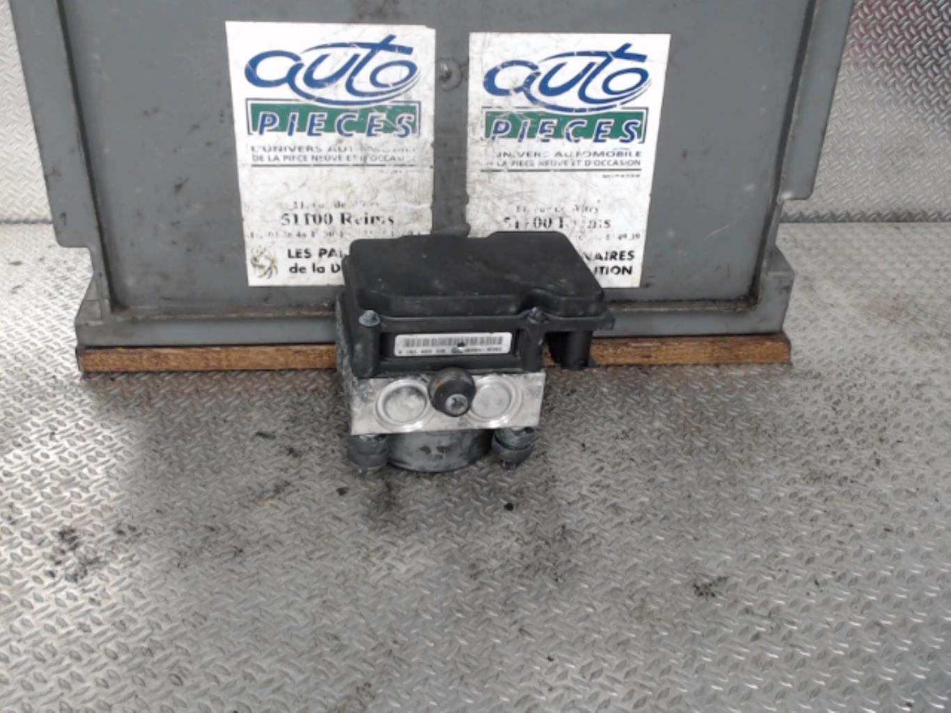 Bloc ABS (freins anti-blocage) NISSAN NOTE 1 PHASE 1 Diesel - 1
