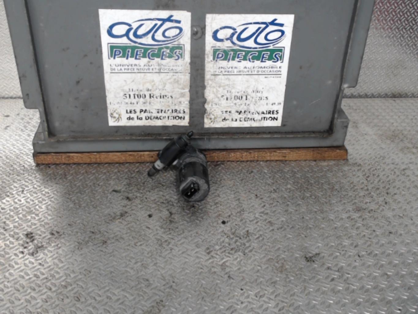 Pompe lave glace avant NISSAN NOTE 1 PHASE 1 Diesel - 1