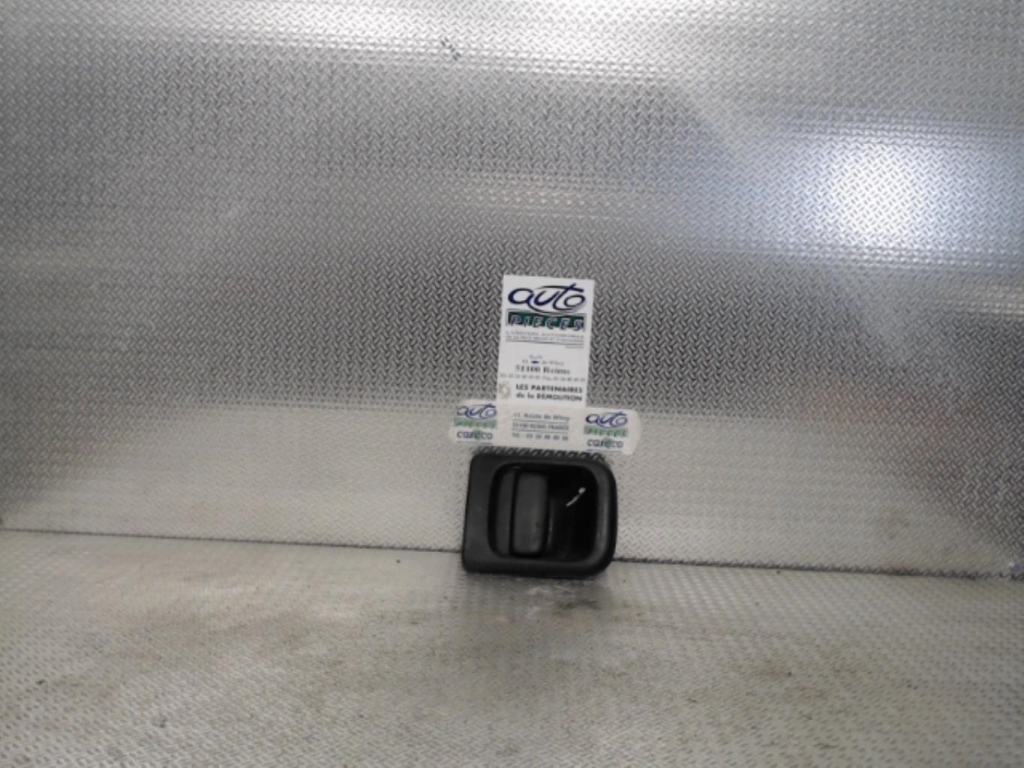 Poignee porte avant droit RENAULT MASTER 2 PHASE 1 Diesel - 1