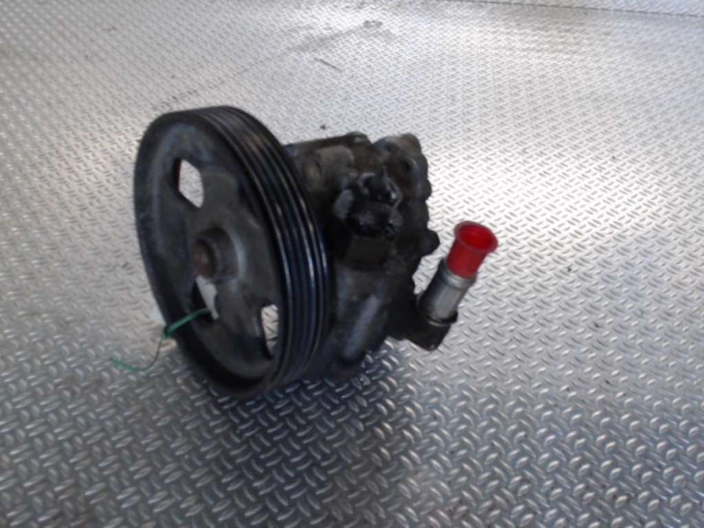 Pompe de direction PEUGEOT 807 Diesel - 1