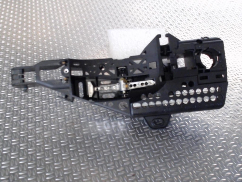 Support poignee porte avant gauche RENAULT CAPTUR 1 Diesel - 1