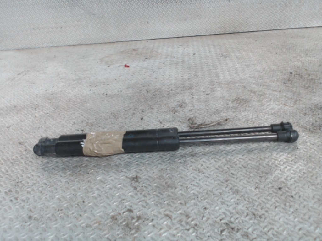 Verin de coffre BMW SERIE 3 E46 PHASE 2 Diesel - 1