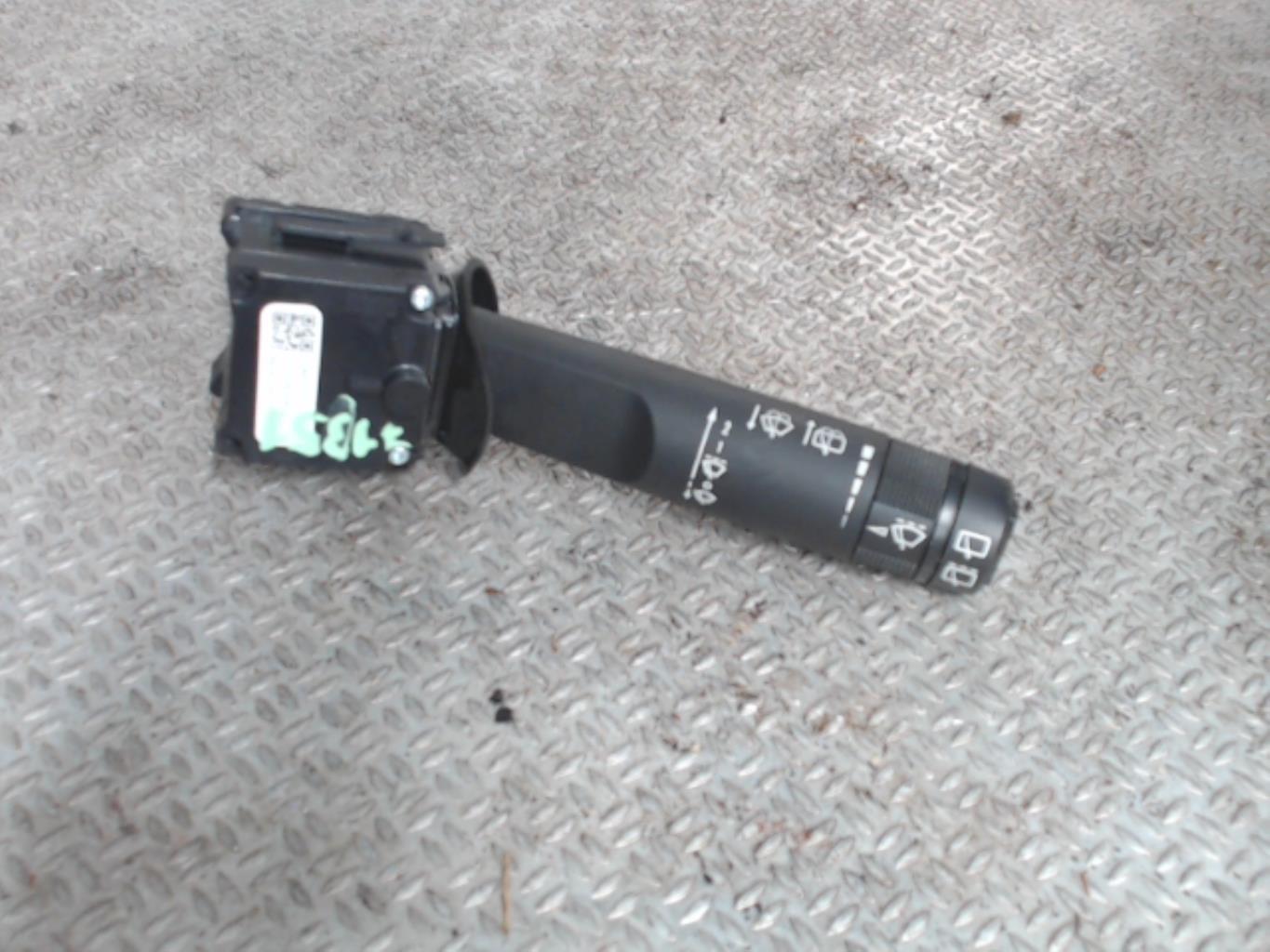 Commodo d'essuie glaces OPEL ASTRA J GTC Diesel - 1
