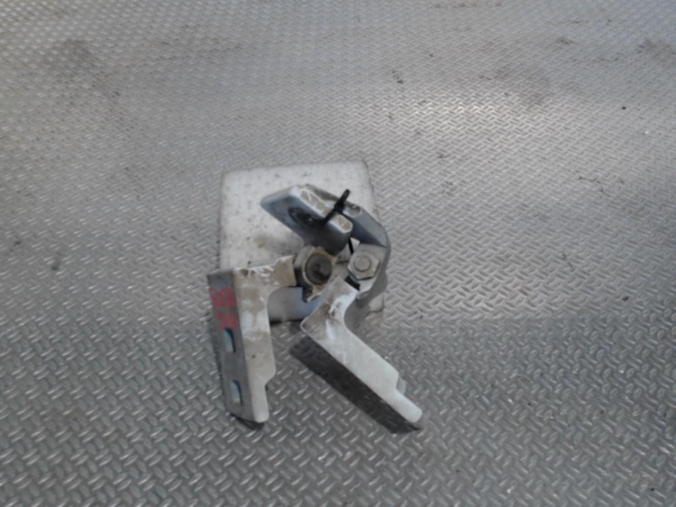 Charniere de porte avant gauche OPEL CORSA D PHASE 1 Diesel - 1