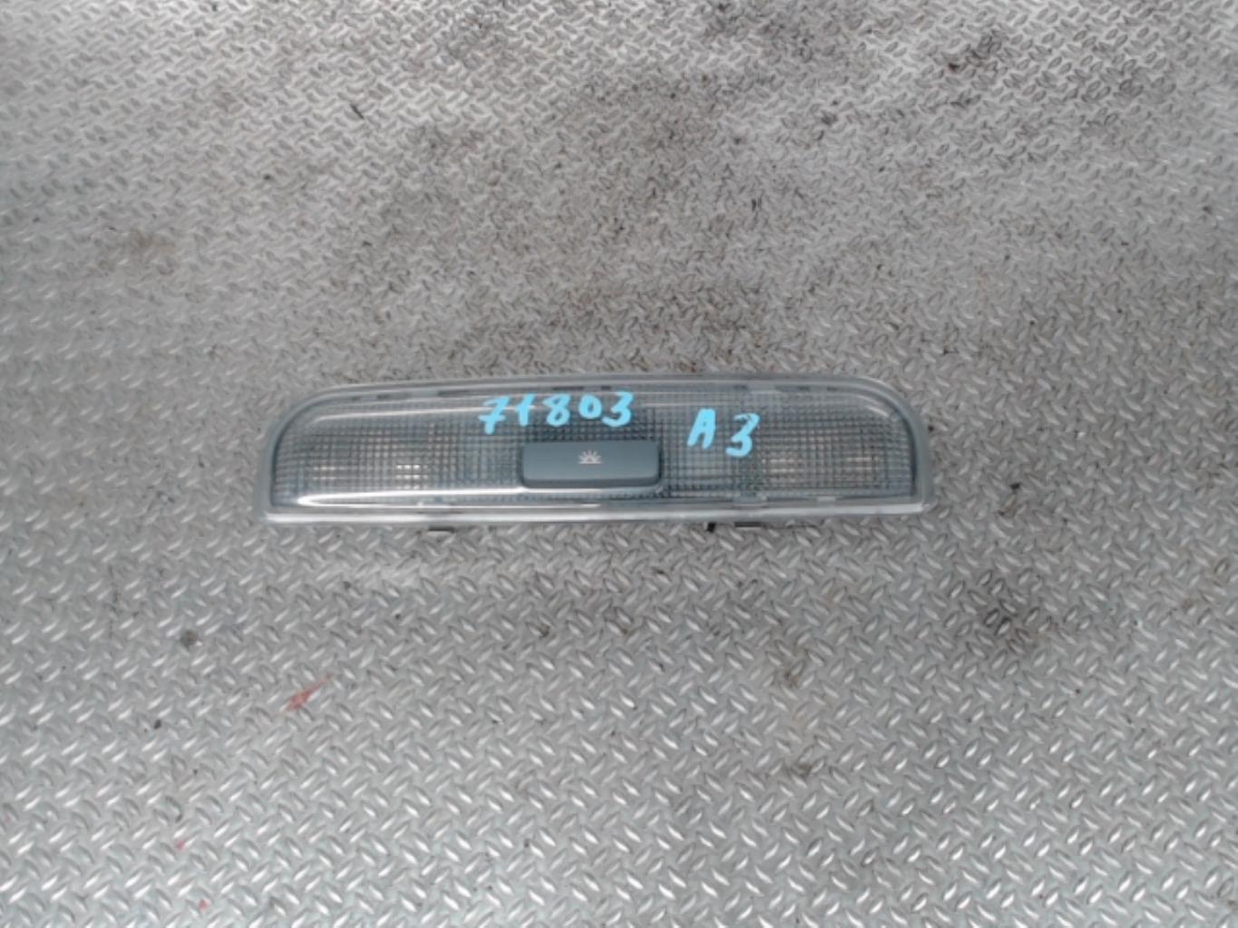 Eclairage de plafonnier AUDI A3 2 PHASE 1 Diesel - 1